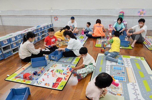 「遊戲行為是孩子模擬成人世界的縮影」新北早療中心引導孩子走出自己的世界