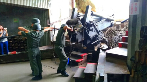 獅山砲陣地坑道內部岩壁進行結構安檢 部分日期暫停對外開放