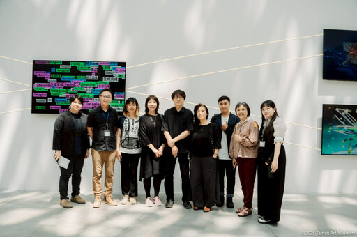 人機共創的未來提案,臺南市美術館推出「詠唱世」AI主題展