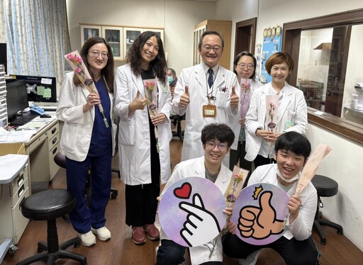 高榮南院慶國際護師節 獲贈鋼琴×樂音向護理致敬