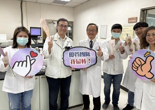 高榮南院慶國際護師節 獲贈鋼琴×樂音向護理致敬