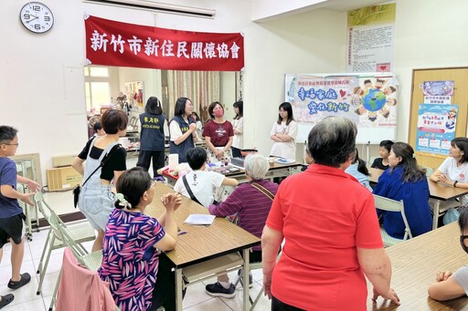 和菓子暖心祝福獻給媽媽 移民署竹市站美食手作月宣導異國多元文化
