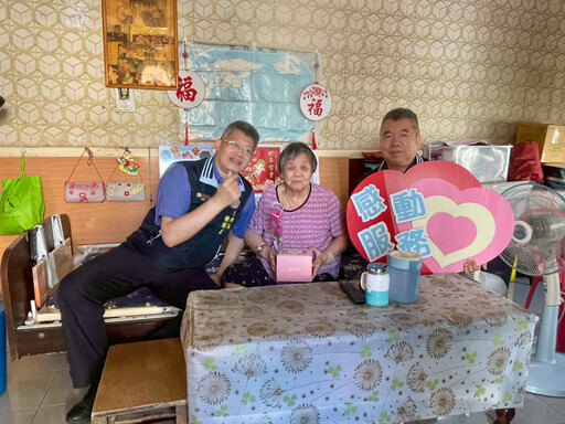 澎湖榮服處慶母親節 感恩馨花朵朵開
