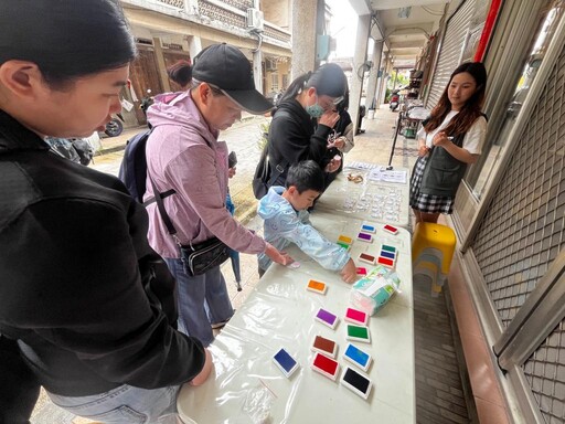 金門家扶辦親子春遊趣 慶母親節溫馨共創家庭回憶