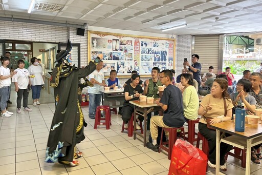 初心不變、關懷不斷 愛心義廚百場回到起點華光中心感謝暖心陪伴
