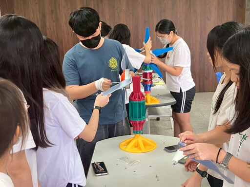 南臺科大從校園至社區 展現USR藏碳蘊漁團隊推廣能源教育