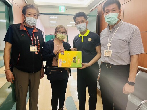 苗栗榮服處陳立中端節前慰問住院榮民