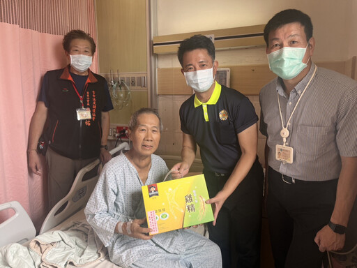 苗栗榮服處陳立中端節前慰問住院榮民