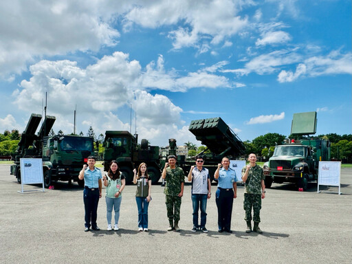 南市軍人服務站王健源顧問端節敬軍 慰問國軍官兵