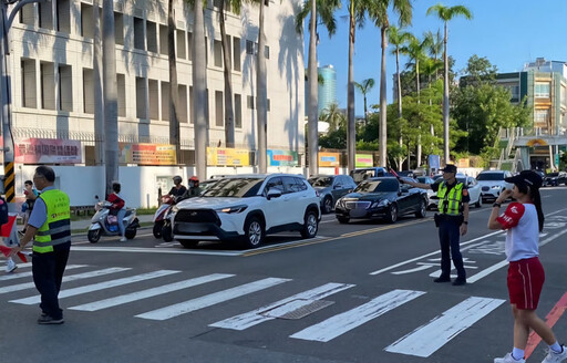 守護學生上下學安全 南警加強安維疏導及高齡駕駛宣導