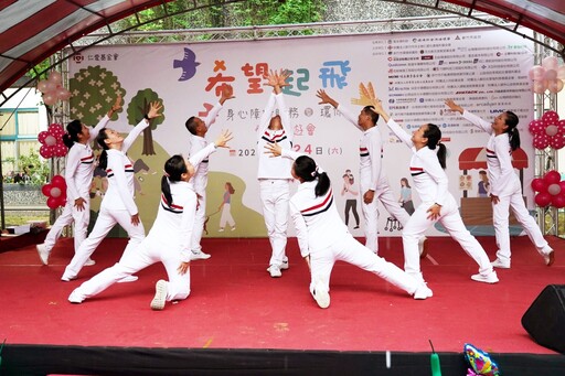愛心齊聚、希望起飛 竹市仁愛社福身心障礙服務園遊會熱情送暖圓滿傳愛