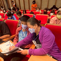 台灣世界展望會「親子一起堆起愛」，用陪伴堆疊孩子的安全感