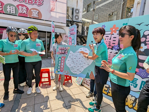 「妃妃鐵馬隊集台南民主之氣 鐵馬37區為台灣祈福」應援罷免藍委運動