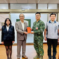 南市軍服站陪同軍友保險公司端節慰問地區國軍戰備任務辛勞