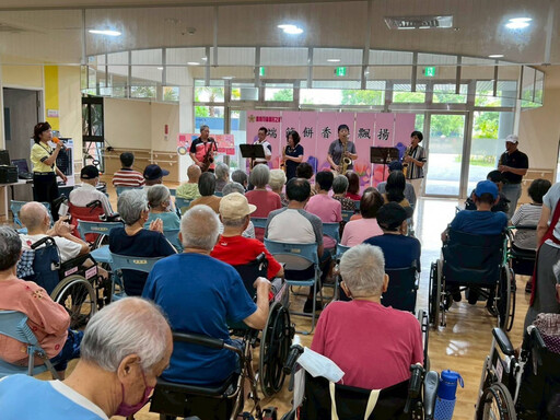 臺南榮家端午粽香-趣活動 住民長輩樂開懷