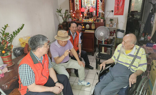 屏東榮服處攜手中華佛教善緣慈善會關懷榮民祝福端節安康