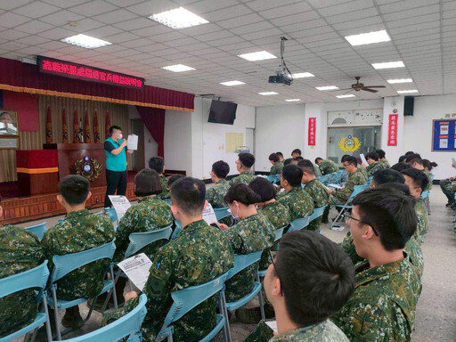 嘉義榮服處前推營區辦權益說明會 協助官兵轉銜職場