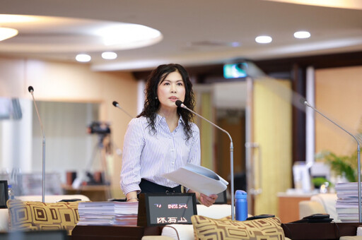臺南市議員陳碧玉質詢爭取在白蓮霧公園設置新市區新區政中心獲市長同意