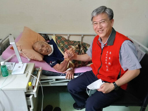 屏東榮服處關懷資深榮民 落實服務讓愛不孤單