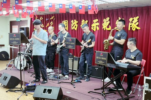 八德榮家x國防部示範樂隊 攜手打造青銀共享軍樂悠揚歡樂美好時光