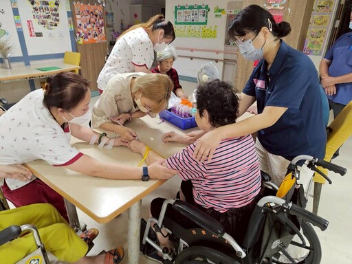 佳里榮家辦年度健康檢查 守護家區住民健康