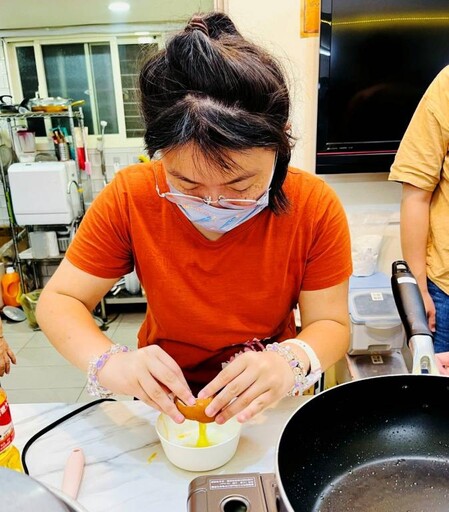 小花從封閉自我到擁抱生活 新北市樂圓身障服務展成果