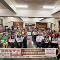 換照保平安 交通部高齡駕照交通政策桃竹三地廟口開講宣導