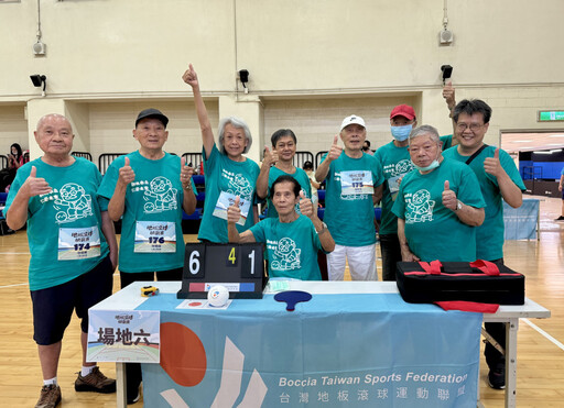 87歲長青志工領軍出賽 仁愛之家銀髮戰隊勇闖「地板滾球挑戰賽」