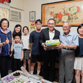 父親節將屆 陳和國獲新北模範父親 侯友宜親往道賀