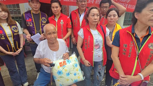 300E1區獅子有愛 齊力同心賑災 送物資便當關懷災區民眾