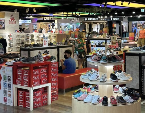 屏東太平洋父親節天天滿千送百 大聲說愛 歐都納聯名來店禮重磅登場