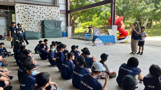 學習實用的消防與自救技能 竹縣消防夏令營為期兩天活動豐富多彩