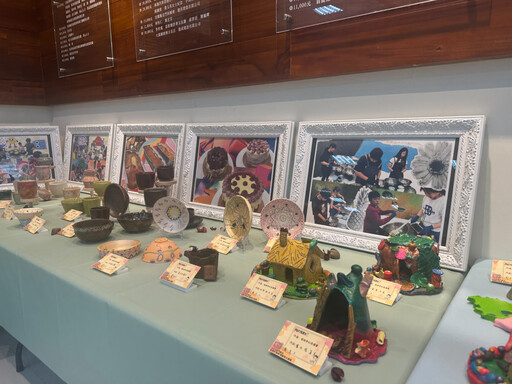 家扶認養人與學童齊聚金門 獺進家扶充滿愛成果展登場