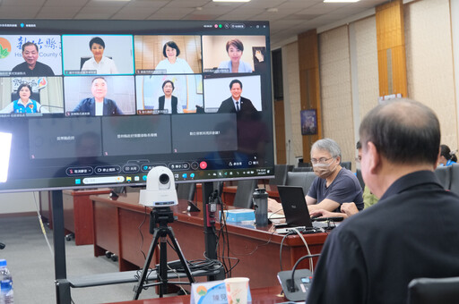 中台灣八縣市首長線上會議 竹縣副縣長陳見賢呼籲關稅談判公開透明