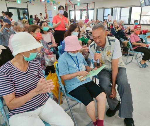 臺南榮家慶祝父親節 為住民長輩奏記憶旋律