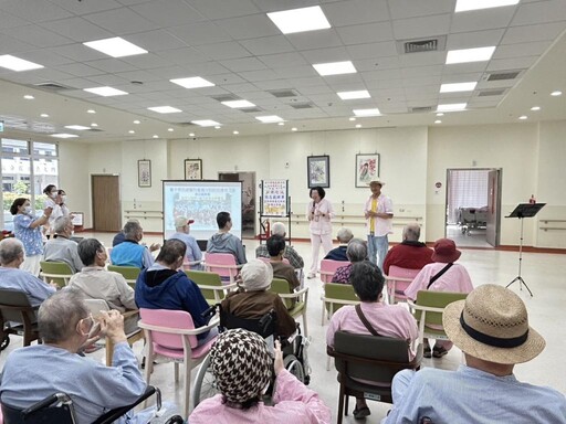 嘉榮護家歡慶父親節 榮民張志範以音樂為榮民眷長輩獻祝福