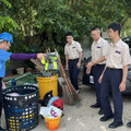 臺南榮家同仁與替代役男協助舊家區整備防颱事宜