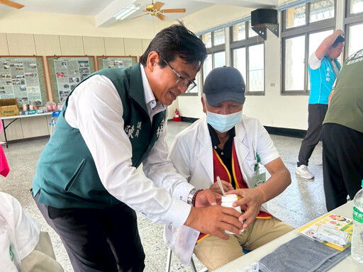華山基金會官田愛心天使站辦周年茶會 關注長輩用藥安全