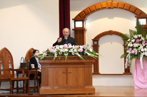 新樓醫追思首任重建院長鄭良誠 感念畢生奉獻