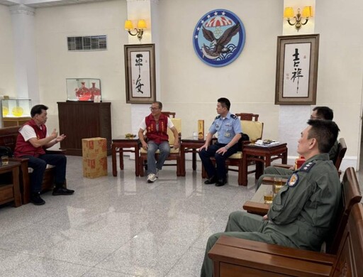 屏東市金同會拜會空軍六聯隊！楊恭淼：感謝長期對金門協助