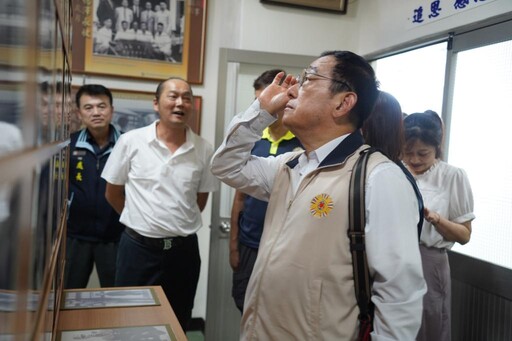 輔導會傅正誠視導澎湖榮服處 指導榮民文物保存與傳承