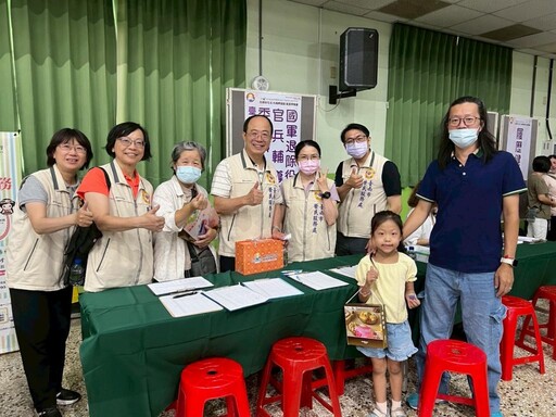 臺南榮服處參市府就博會 助退除役官兵找頭路