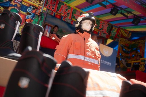 強化城市救災量能 竹市東寧宮再次捐贈消防設備、偵防車及巡邏車