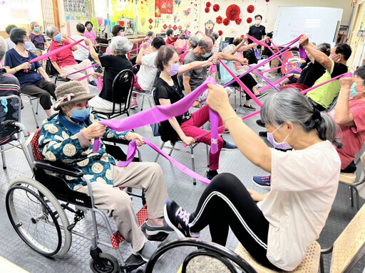 響應國際失智症月 嘉榮長照C據點守護榮民眷社區長輩健康