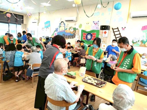 永康救國團結合公益團體手作月餅 老少共融溫馨迎秋節