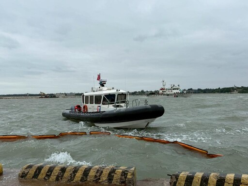 金門海洋污染應變實兵聯合演練 強化油污化學品洩漏處置能力