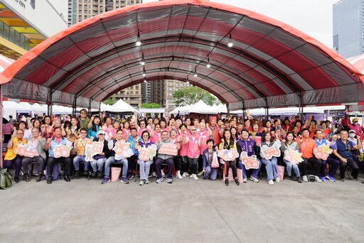 樂齡共融打造「新潮同樂會」!新北據點長輩活力展成果、帶來精彩表演