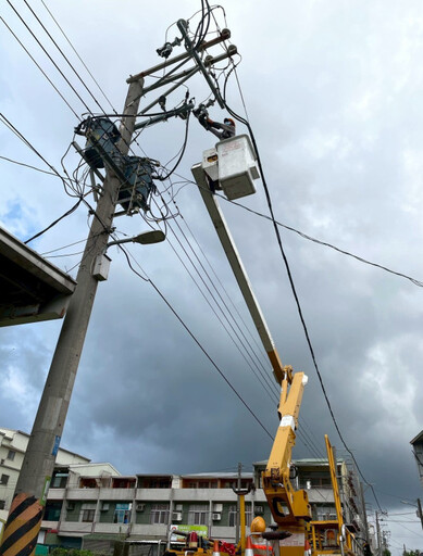 鳳凰颱持續減弱 台電新營區處：仍守護供電