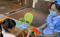 新北第4區早療中心攜手社區辦「童話狂歡節」 助慢飛天使展翅飛翔