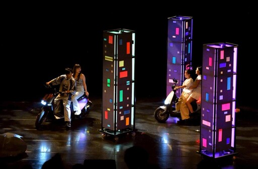 崑大空設系助力安南大戲《洄流。歸巢》 青銀舞台臺江再現風華